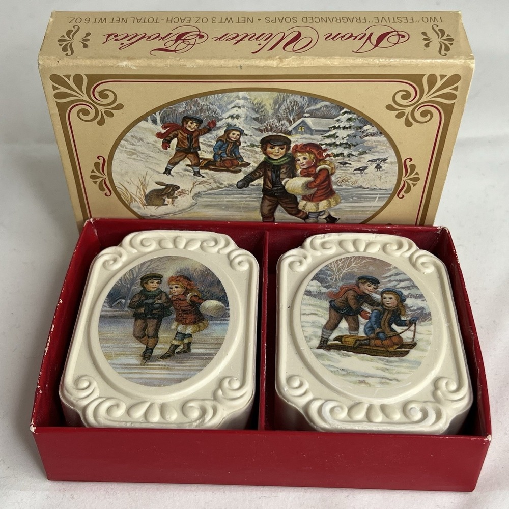 Avon Winter Fragranced Decor Soap Set 2 Bars Christmas Holiday Vintage